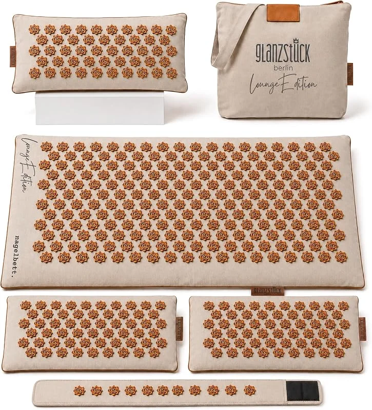 Glanzstück Berlin® Akupressurmatte XXL Lounge Edition – Set mit Hauptmatte 72 × 42 cm, 2 Modulen à 18 × 42 cm, Kissen & Tasche, ca. 9.350 Blütenspitzen für den Ganzkörper — Heizung Warmepumpe