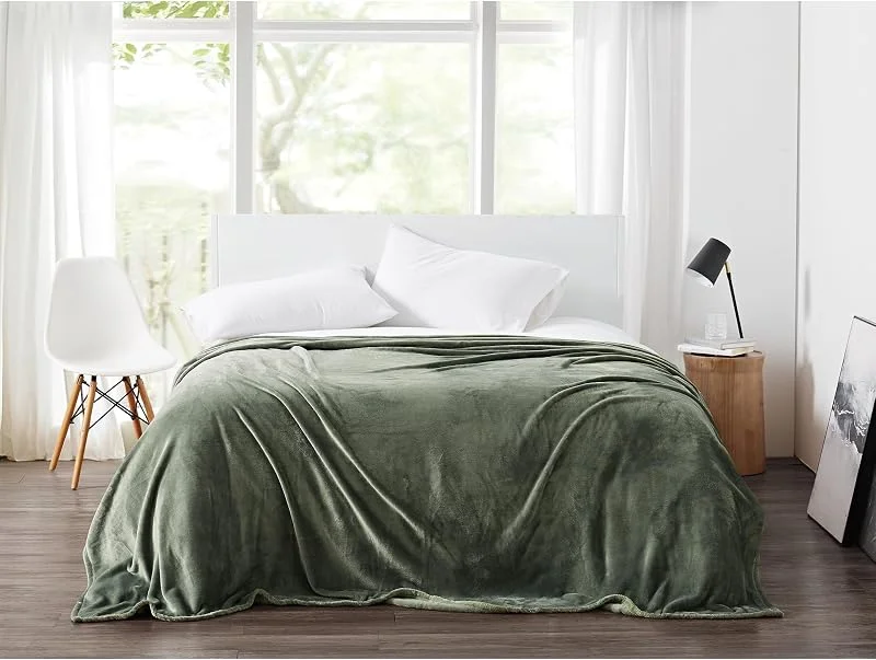CANNON Decke aus solidem Plüsch, Grün, Polyester, für Doppelbett, einfarbig, für Damen und Herren, Oeko-Tex-Zertifiziert — Heizung Warmepumpe